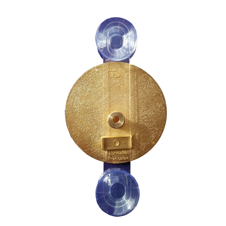 Support adaptateur avec ventouses pour cocarde métallique