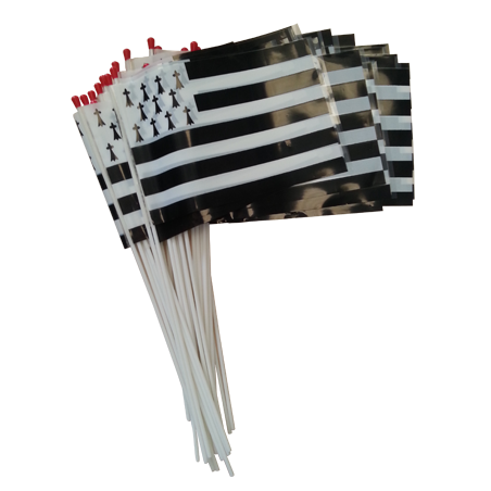 Lot de 100 drapeaux Bretagne 10x15 cm en plastique