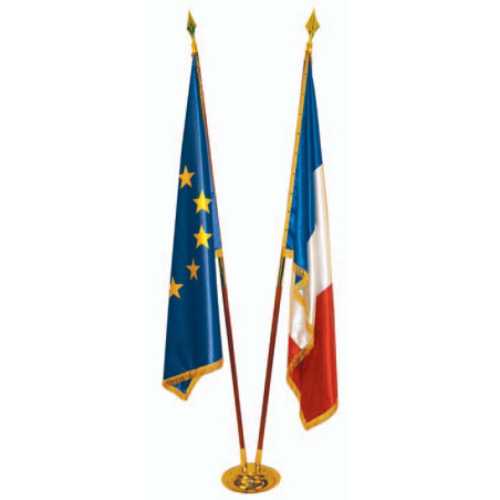 Drapeau de prestige en satin Pays du Monde