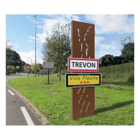 Totem en acier Venise