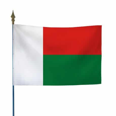 Le temps de hisser le drapeau national  Madagascar Online : Le premier  magazine d'actualité en ligne, spécialisé sur Madagascar