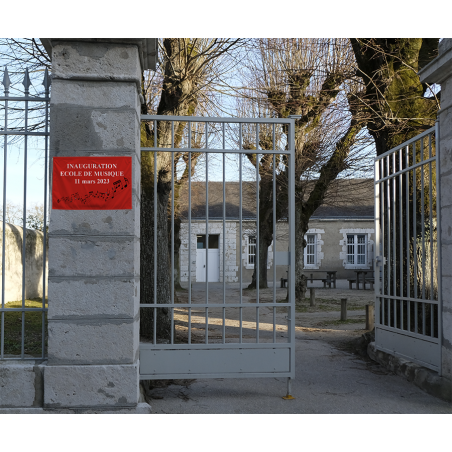 Tissu d'inauguration rouge