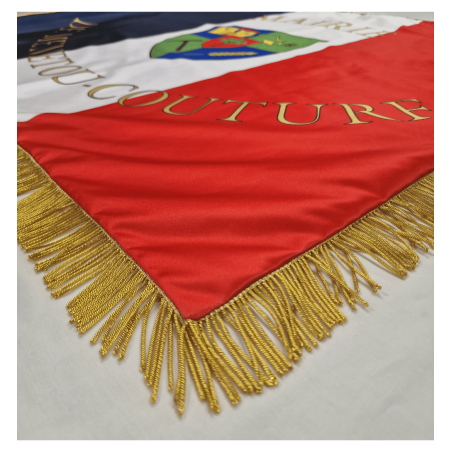 Drapeau imprimé en satin brillant