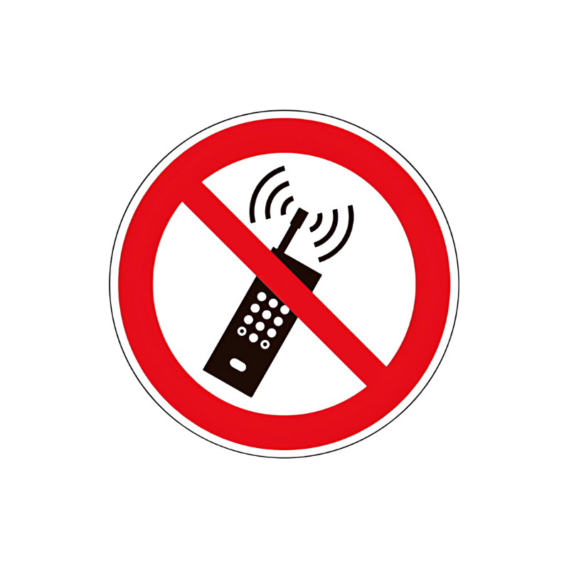 Panneau interdit d'activer des téléphones mobiles P013
