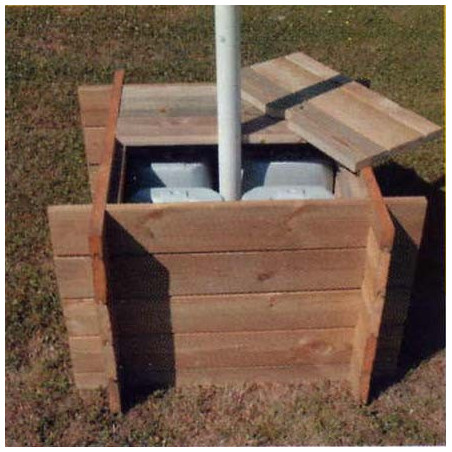 Caisse lestée avec bidons